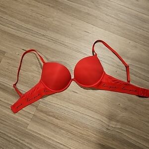 Victoria's Secret Super Push Up Bra